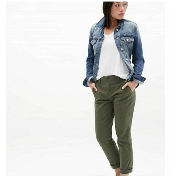 GAP Pants - GAP Olive Green Girlfriend Khakis